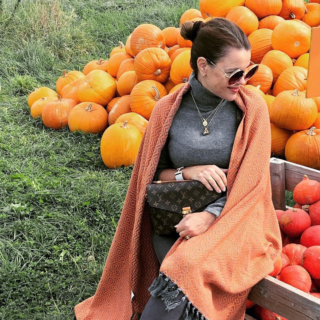 Autumn Elegance & Pumpkin Party - VACA VACA
