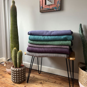 Tagesdecke Stripes Grau