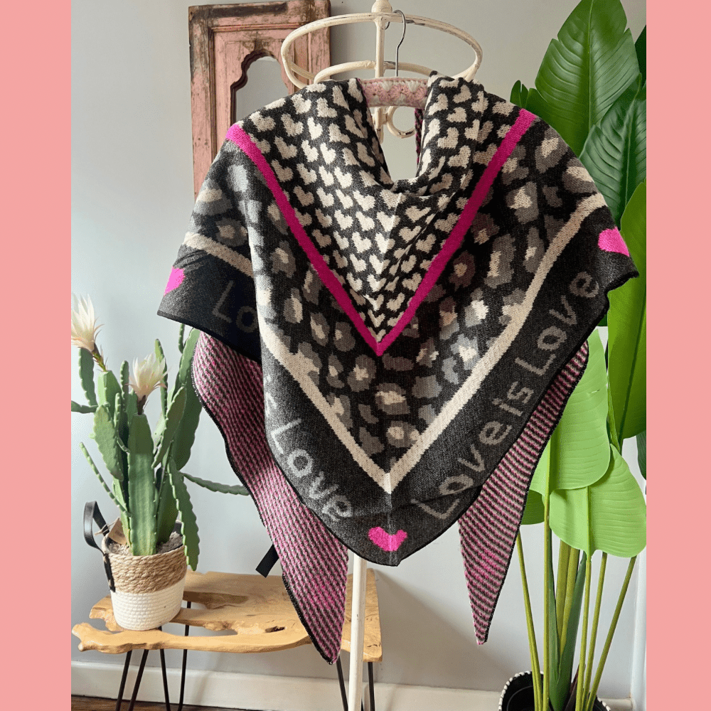 Dreieckstuch mit Cashmere - Anteil schwarz - VACA VACA